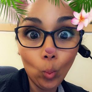 Meet your Posher, Ana